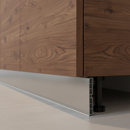 Plastový kuchynský sokel...