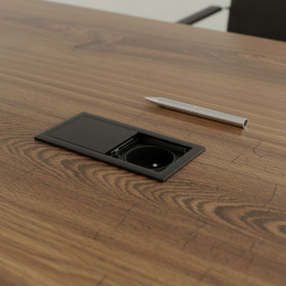 Elektrická zásuvka VersaHit...