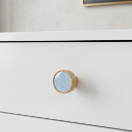 Drevená úchytka knopka...