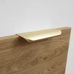 Úchytka na hranu dvierok AVANTI / Mosadz brúsená