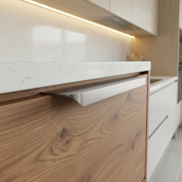 Úchytka na hranu dvierok...