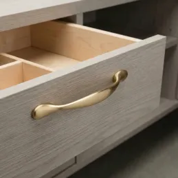 Úchytka LOREN / Zlatá brúsená