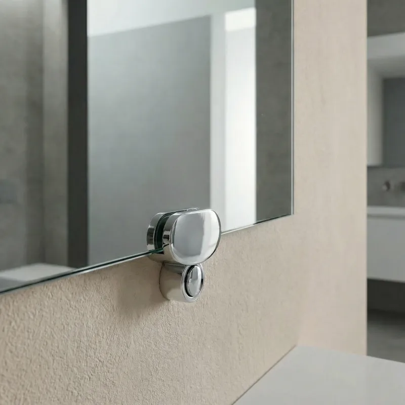 Držiak na sklo KAMALA / Lesklý chróm