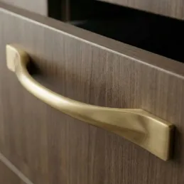 Úchytka BEATRIZ / Zlatá brúsená