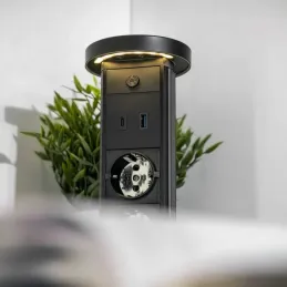 Výsuvná zásuvka LEGIA SCHUKO 2x230V + USB A-C + svetlo  / Biela matná