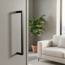 Úchytka OMEGA / Lesklý chróm