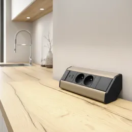 Interiérová zásuvková lišta CORNER FRENCH 2x 230V +2x USB / Čierna - nerez