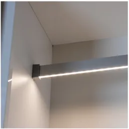 Vešiaková tyč 1m SLIM na LED pásik s koncovkami / Biela matná