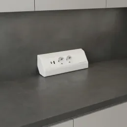 Interiérová zásuvková lišta CORNER SCHUKO 2x 230V + USB A-C / Biela matná