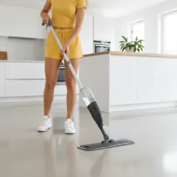 Univerzálny mop s rozprašovačom vody CLEANY 300ml