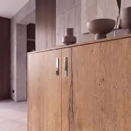 Zafrézovacia výklopná úchytka SAVANA / Lesklý chróm